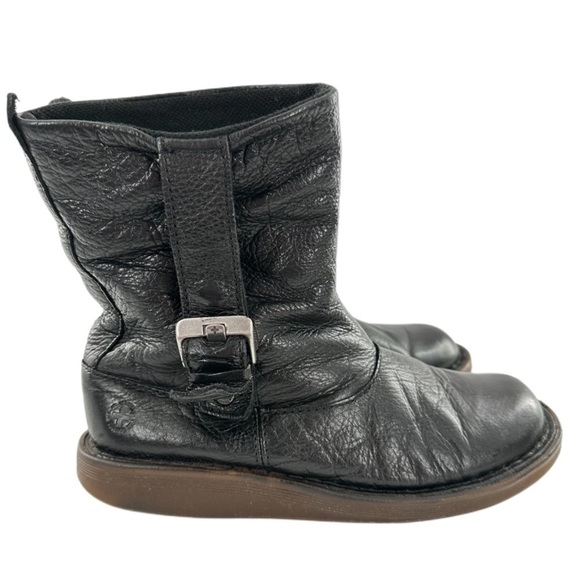 Dr Martens womens Tana Pull On Boots Size 8 39 black leather 90s Y2k midcalf - Picture 1 of 15